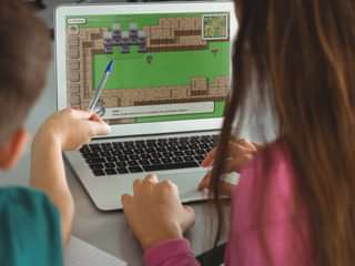 Making high school study choices fun & accessible with Kr8cht